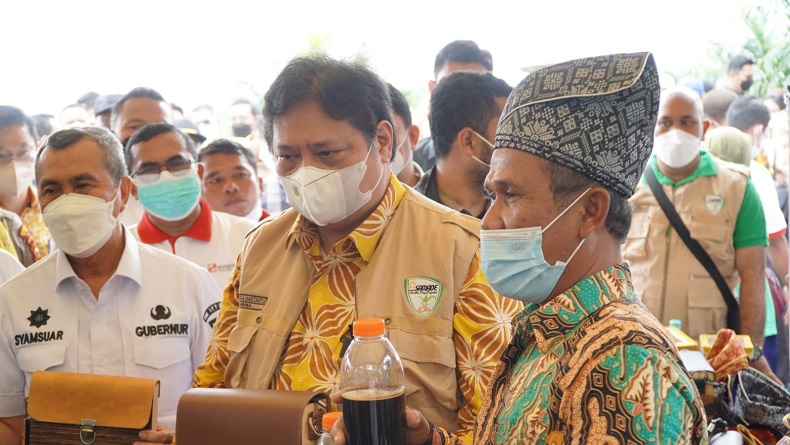 Petani Sawit Minta Perpanjangan Masa Jabatan Presiden Jokowi, Airlangga Hartarto Janji Sampaikan Aspirasi