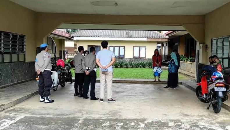 Puluhan Mahasiswa dan Dosen STT Salatiga Diisolasi di Kampus, Ada Apa?