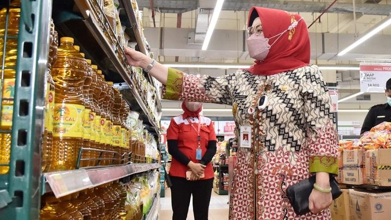 Bupati Sukoharjo Sidak Minyak Goreng, Ini Temuannya 