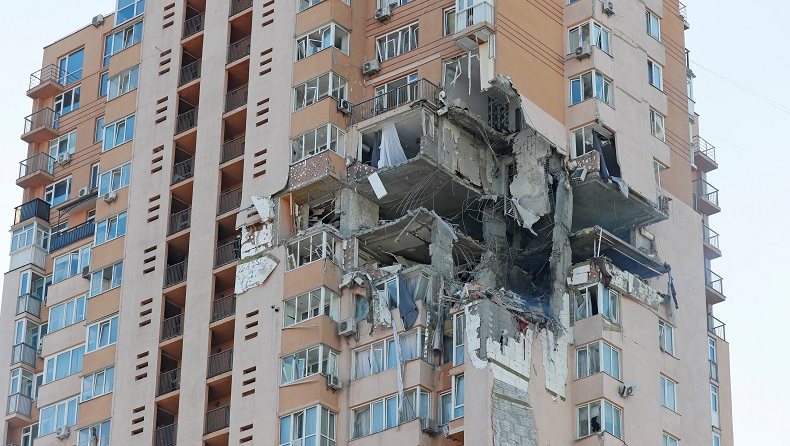 Rusia Mulai Gempur Ukraina Pakai Rudal Kalibr, Presiden Zelensky: Kami Tak Akan Letakkan Senjata