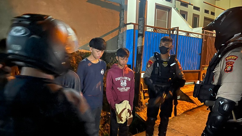 7 Remaja Hendak Tawuran di Depok, Dibekuk Polisi karena Lakukan Live Instagram