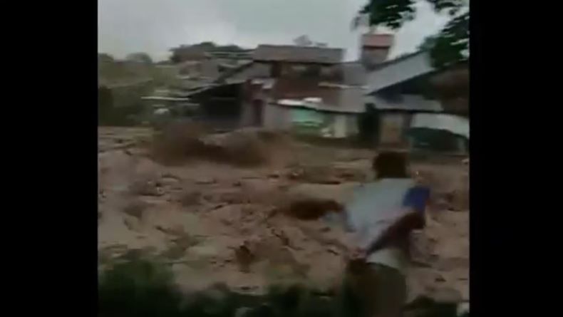 Banjir Bandang di Bumiayu Brebes Rusak Puluhan Rumah 