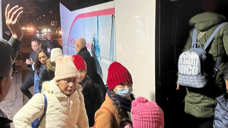 Kemlu Pastikan 59 WNI Berhasil Dievakuasi dari Ukraina ke Rumania