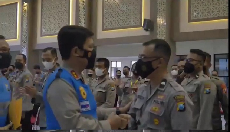 Polisi Penyandang Difabel Bacakan Surat Terbuka untuk Kapolri, Isinya Bikin Terharu