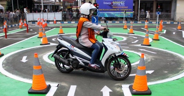Hal yang Dites ketika Membuat SIM Motor, Ini Harus Diperhatikan agar Lulus
