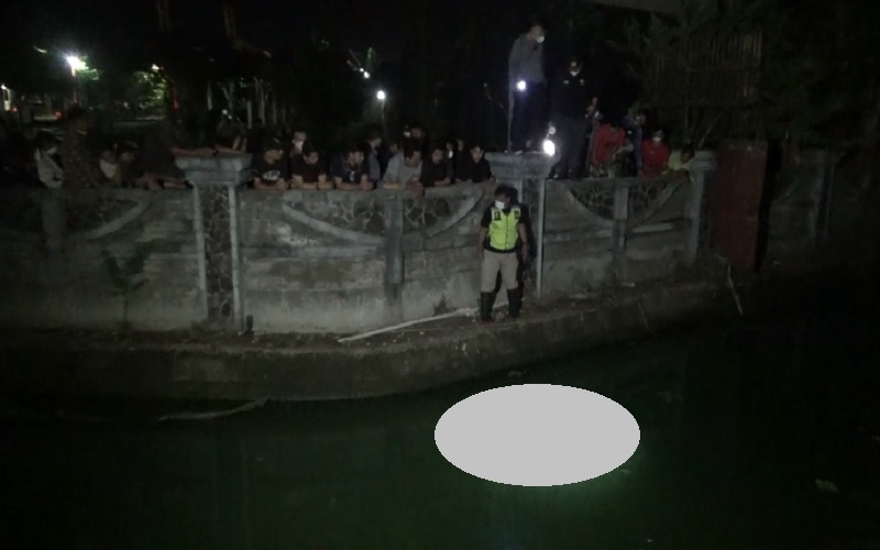 Geger Mayat Pegawai Tempat Wisata Ditemukan di Kanal Cagar Budaya Benteng Rotterdam