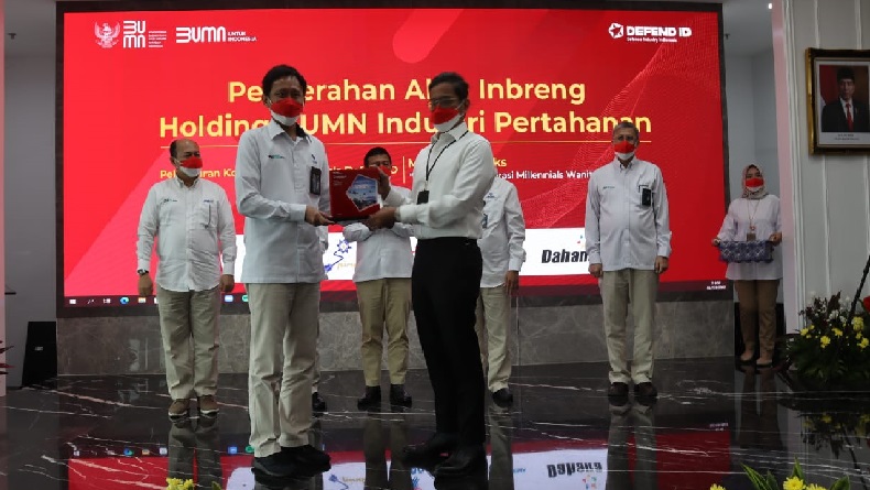 Pemerintah RI Resmi Alihkan Saham 4 BUMN Pertahanan ke Len Industri