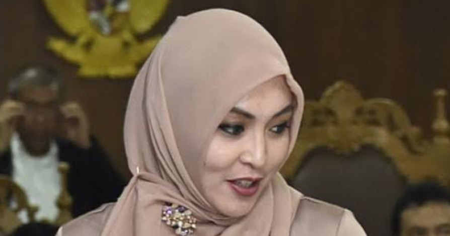 7 Fakta Angelina Sondakh, Nomor 5 Memilih Jadi Mualaf dan Menikah dengan Adjie Massaid