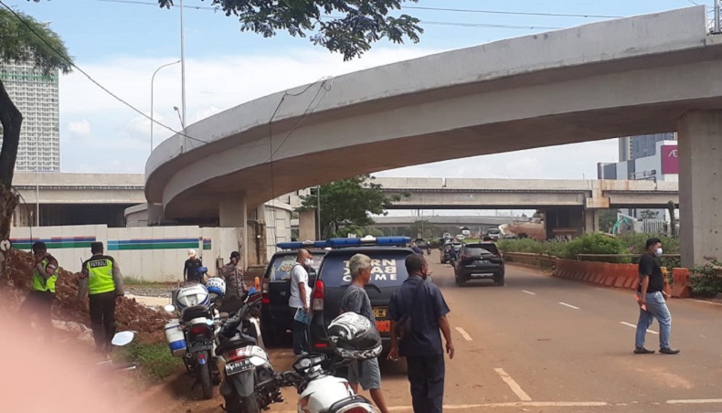 Heboh Warga Pagedangan Temukan Mayat di Bawah Proyek Tol Tangerang