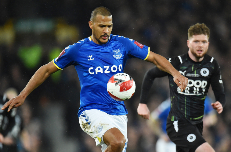 Hasil Piala FA: Salomon Rondon Borong Gol, Everton Bungkam Boreham Wood