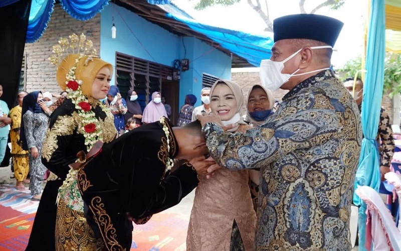 5 Berita Terpopuler: Gubernur Sumut Hadiri Pernikahan hingga Anak Eks Pejabat Dipaksa Telanjang