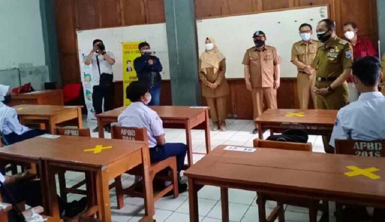 Kasus Covid Melandai, Sekolah di Cimahi Berani Gelar PTM Terbatas 50 Persen
