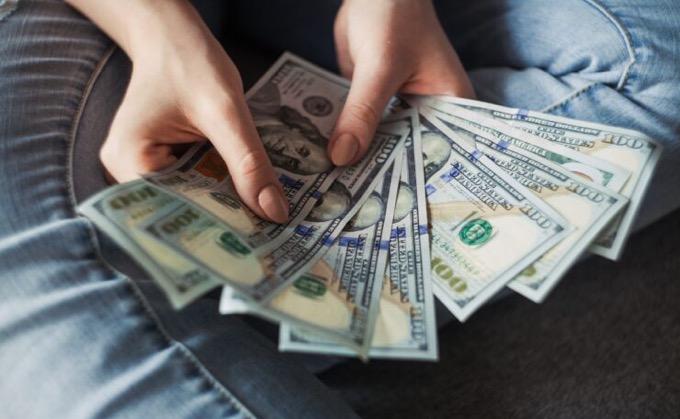 Ramalan Zodiak Hari Ini Sabtu 1 Juli 2023: Leo, Sagittarius dan Capricorn Yuk Belajar Kontrol Pengeluaran Anda!