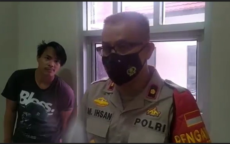 Ditembak Polisi Kasus Pencurian Pagar TK, Pria Palembang Ini Santai saat Diinterogasi Polisi 