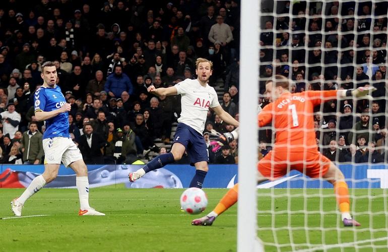 Hasil Tottenham Vs Everton: Harry Kane Ngamuk, The Lilywhites Pesta Gol 5-0 di Kandang