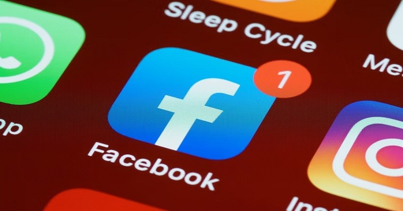 Cara Membaca Pesan / Chat Orang Lain di FB Tanpa Ketahuan