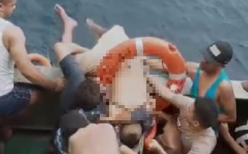 Penumpang Kapal Tewas setelah Melompat ke Laut