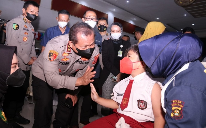 Polda Sumsel Target Vaksinasi Tuntas Sebelum Idul Fitri 
