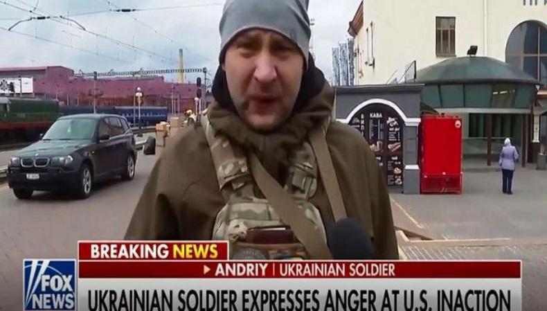 Tentara Ukraina Marah pada AS: Anda Pembohong dan Takut pada Rusia