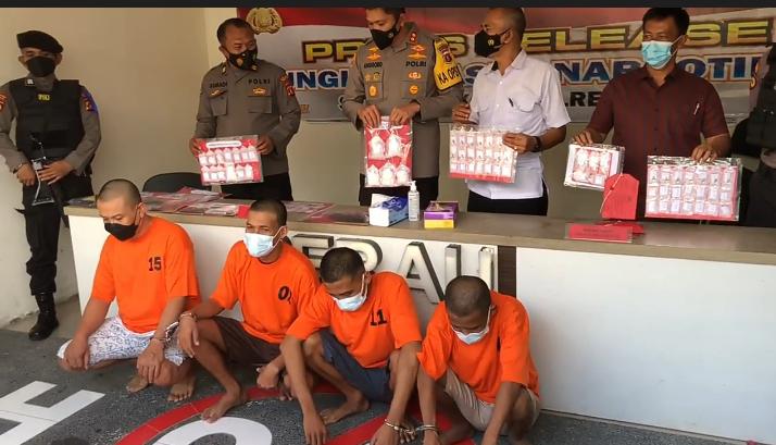 Lima Pengedar Narkoba Ditangkap Polres Berau, Ratusan Gram Sabu Diamankan