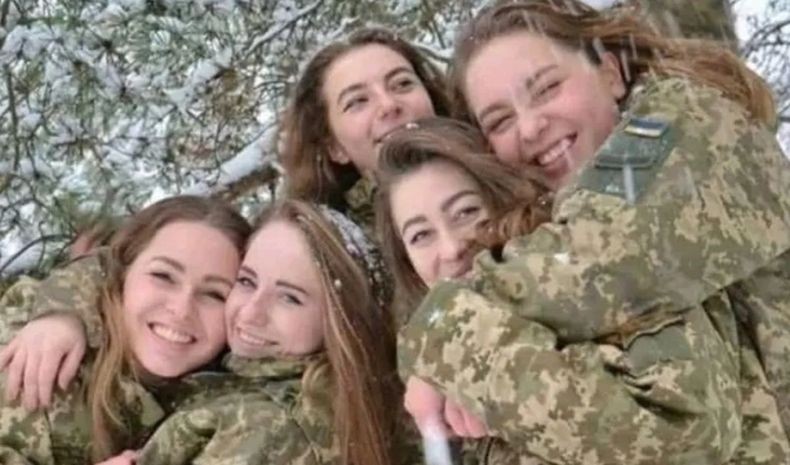 Kisah Perempuan-Perempuan Cantik Ukraina yang Mendadak Jadi Tentara Lawan Pasukan Rusia