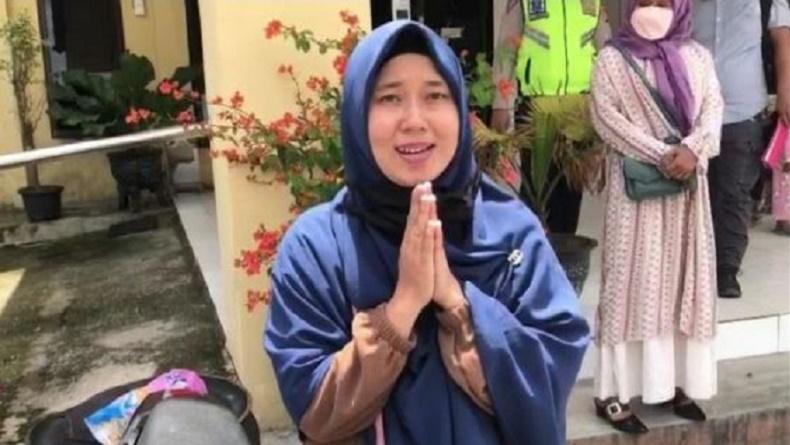 Guru TK Cantik Ini Senang Bercampur Haru, Motornya yang Hilang Ditemukan Polisi