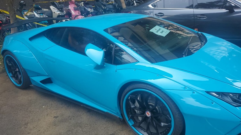 Ini Penampakan Mobil Lamborghini Doni Salmanan yang Disita Bareskrim