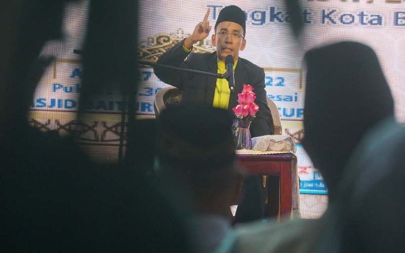 TGB Sebut Kebijakan Erick Thohir di Bidang Ekonomi Syariah Cerminkan Islam Wasathiyah
