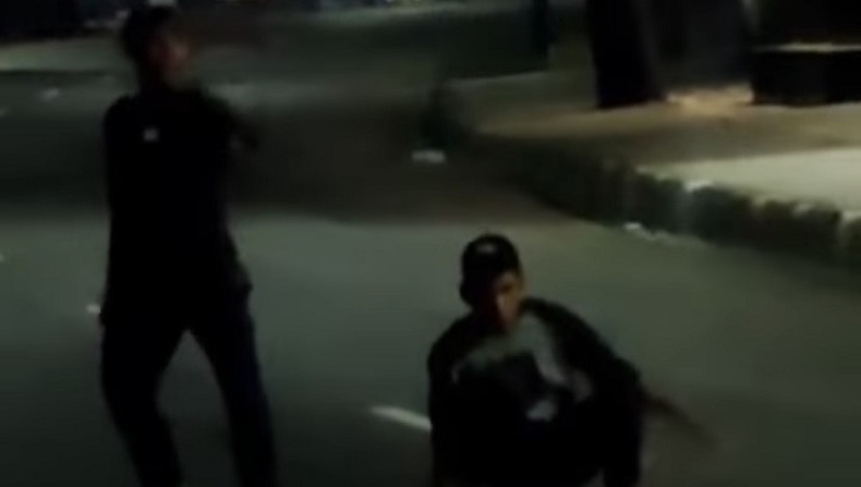 Viral Aksi Remaja di Bekasi Nekat Cegat Truk, Polisi Tindak Tegas