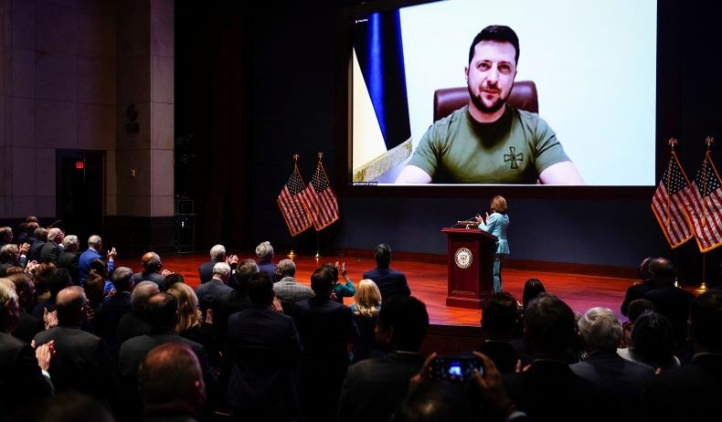 Pidato kepada Kongres AS, Zelensky Minta Jet Tempur dan Rudal S-300 untuk Lawan Rusia
