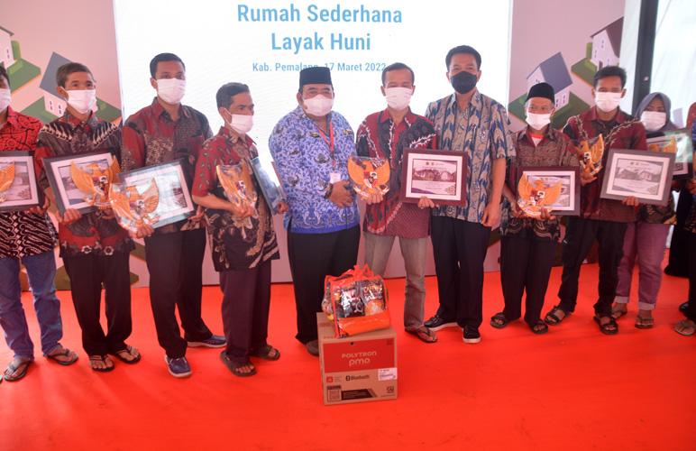 Bahagianya Warga Miskin Ekstrem di Pemalang Dapat Kejutan dan Rumah Direnovasi