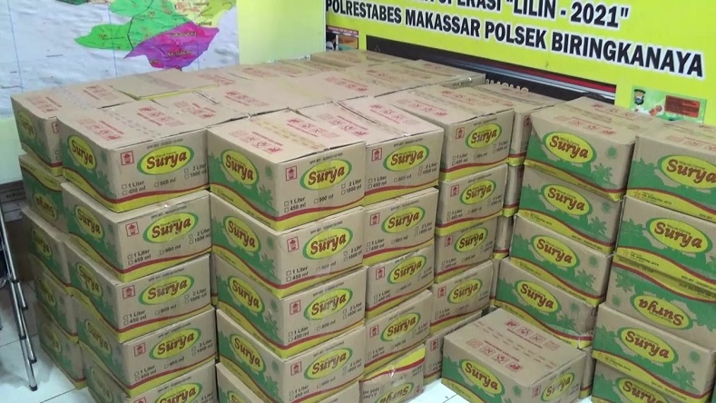 Polisi Ungkap 750 Dus Minyak Goreng di Makassar Ditimbun di Rumah Tak Berpenghuni
