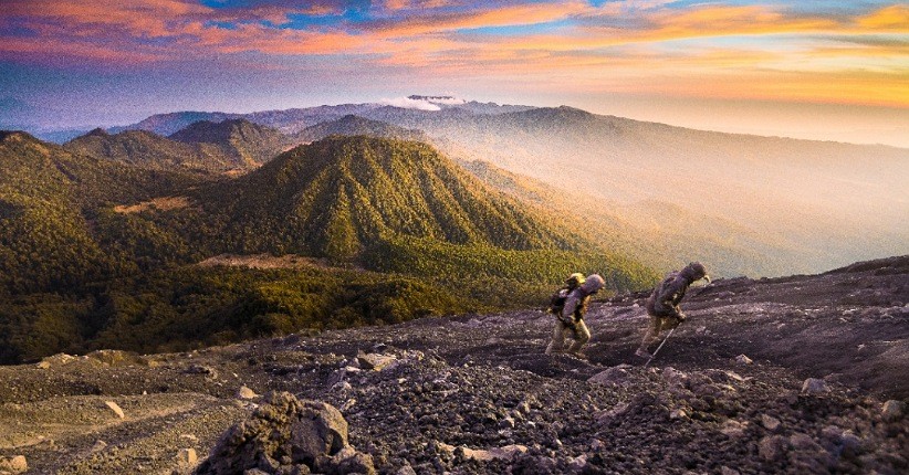 Weekend Datang, Saatnya Me Time dengan Film tentang Keindahan Gunung di Indonesia