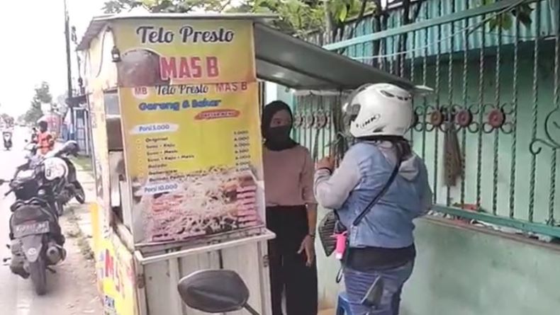 Harga Minyak Goreng Mahal, Pedagang Gorengan di Blora Kurangi Porsi