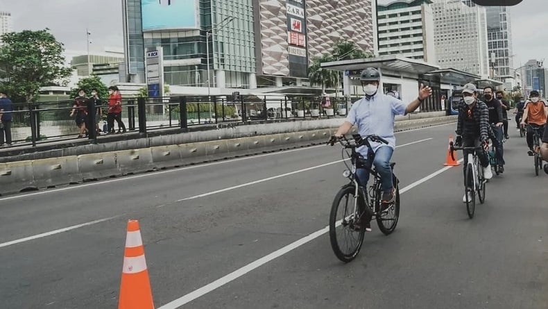 Mulai Minggu Ini, PKL Dilarang Berjualan di Sepanjang Jalan Sudirman-Thamrin saat CFD