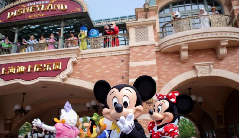 Disneyland Shanghai Ditutup Lagi Gara-Gara Lonjakan Kasus Covid-19