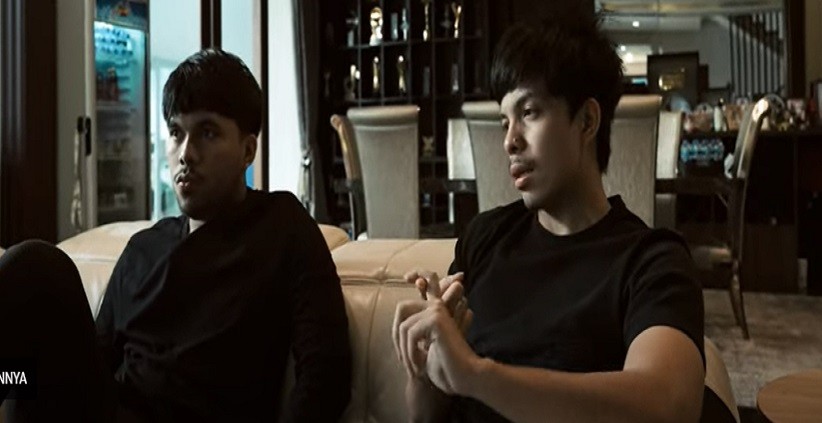 Niat Umrah Bareng Fuji, Atta Halilintar Kasih Pesan Ini ke Thariq: di Sana Gak Boleh Pegangan Tangan