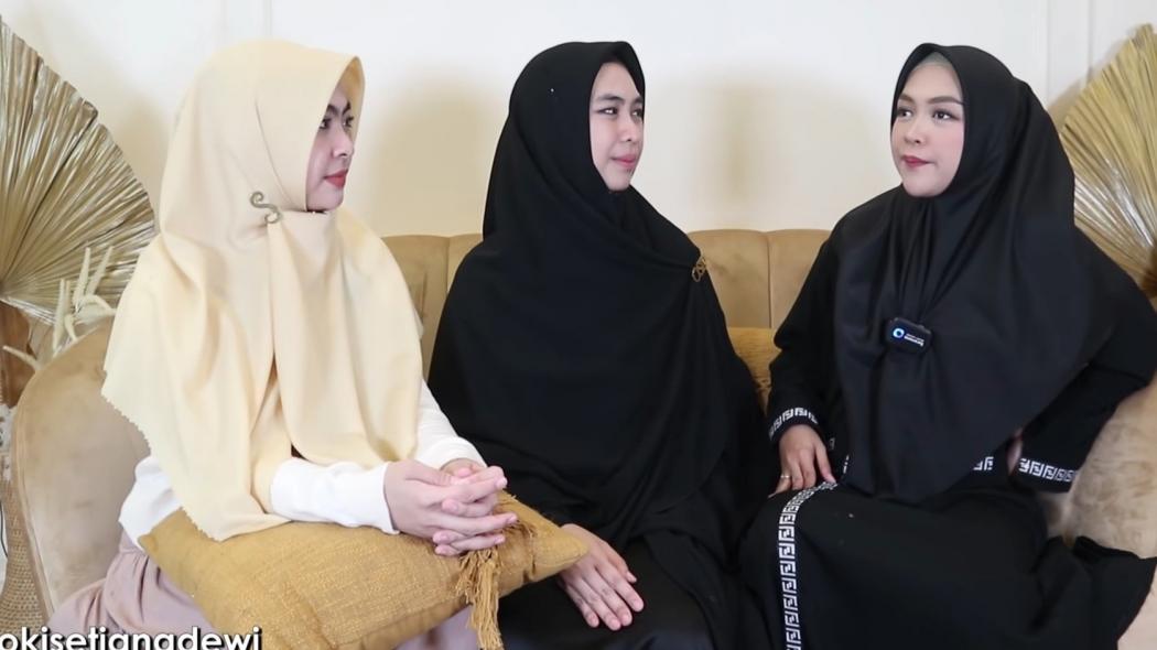 Stres di Awal Kehamilan, Ria Ricis Sampai Melakukan Ini pada Perutnya