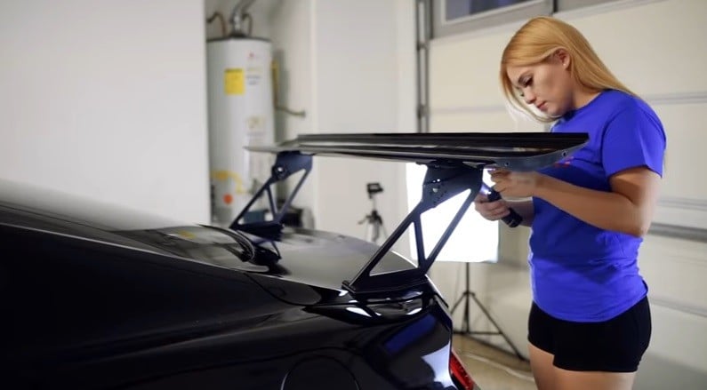 Harga Spoiler Mobil di Pasaran, Cek Jenis dan Modelnya