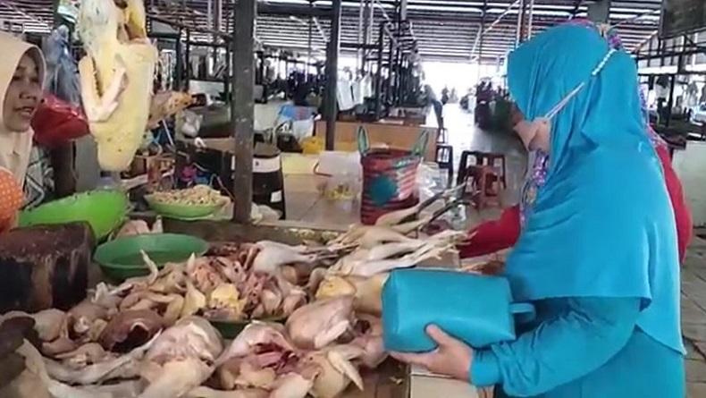 Jelang Ramadan, Harga Daging Ayam di Blora Naik 20 Persen