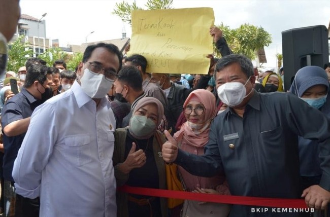 Jalur KA Garut-Cibatu Beroperasi Kembali setelah 40 Tahun Tidak Aktif, Warga Antusias