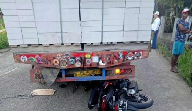 Driver Ojol Tewas Terlindas Truk di Bogor