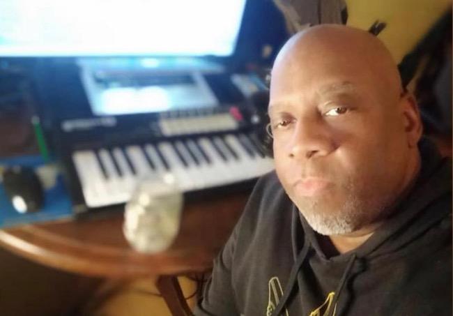 Kabar Duka! Penyanyi Keith Martin Meninggal Dunia