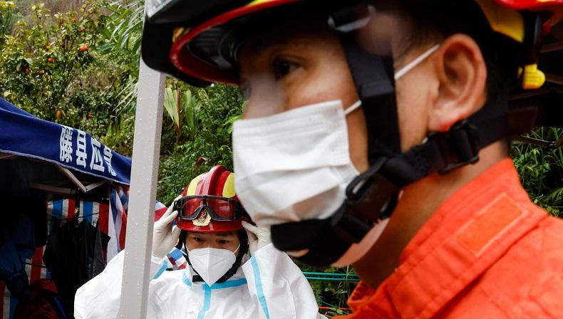 Pencarian Kotak Hitam Ke-2 Pesawat China Terus Berlanjut, Penyebab Kecelakaan Masih Misteri