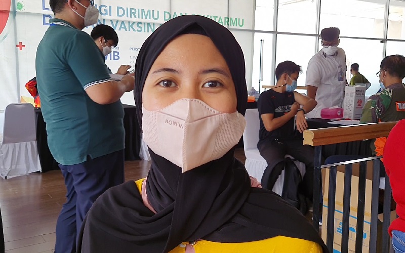 Warga Senang Bisa Ikut Vaksinasi Booster yang Diselenggarakan Lotte Mart dan MNC Peduli di Pasar Rebo