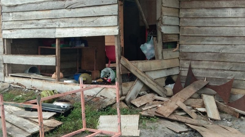 Dapur Rumah Warga Bener Meriah Rusak Dijebol Gajah Liar