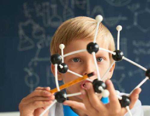 Gerak Lurus Berubah Beraturan: Contoh Soal, Rumus dan Pengertiannya