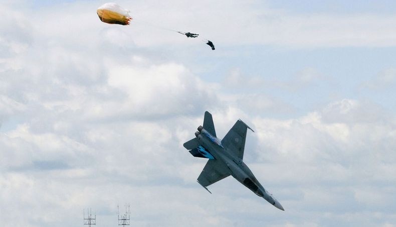 Begini Cara Kerja Kursi Lontar Ejection Seat Pesawat Tempur, Fitur Penyelamat Pilot