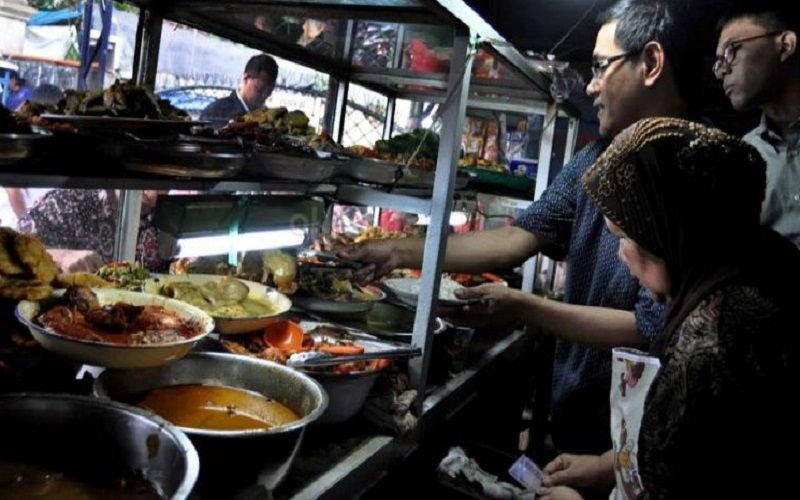 MUI Tidak Larang Pedagang Makanan Buka Selama Ramadan 