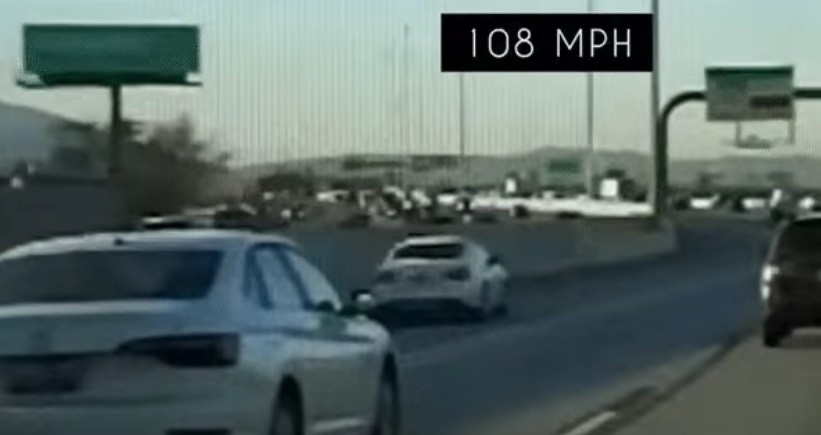 Ngebut hingga Kecepatan 174 Km/Jam Pengemudi Ini Ditilang Polisi, Alasan Anak Terlambat Sekolah